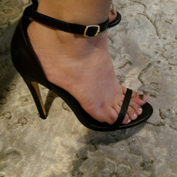 Black sandals - Picture 4 of 7
